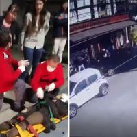 Carro desgovernado atropela cinco pessoas em Penha