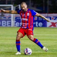 Lateral Marquinhos Pedroso deixa o Marcílio Dias