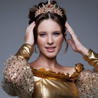 De olho no Miss Universo, menina de Luiz Alves apresenta novo look
