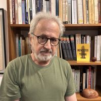 Viveiros de Castro analisa três problemas mundiais: crise climática, IA e fascismo