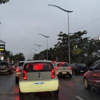 Beira Rio está congestionada com a fila do ferry boat