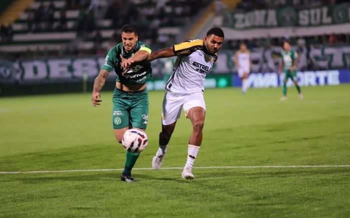Jogando em casa, Tigre busca ultrapassar o rival na classificação (Foto: Celso da Luz/Criciúma)