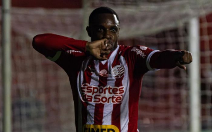 Jogador Igor Bolt registrou queixa contra o torcedor (Foto: Gabriel França/Náutico)