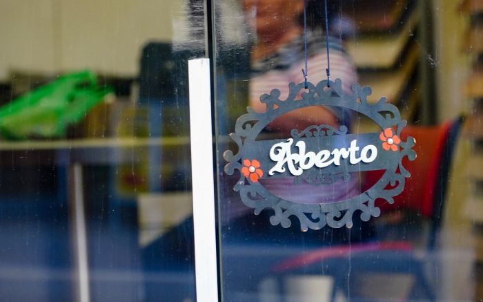 Empreendedora de São José usou o programa Juro Zero como capital de giro para ampliar o negócio (Foto: Thiago Kauê/SecomGOVSC)