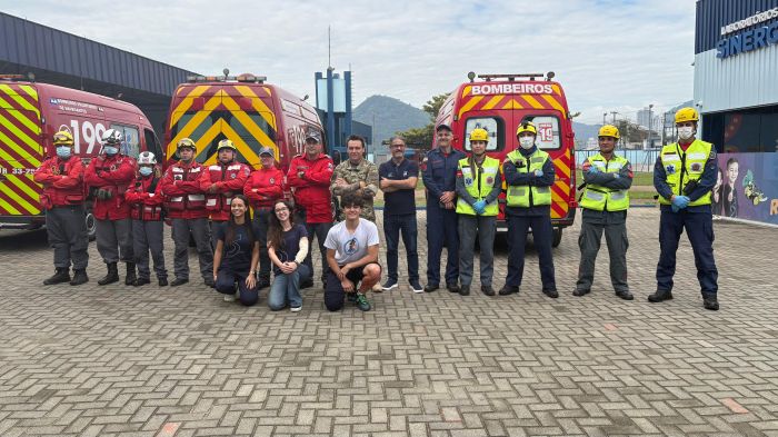 Treinamento mobilizou alunos e equipe (Divulgação)