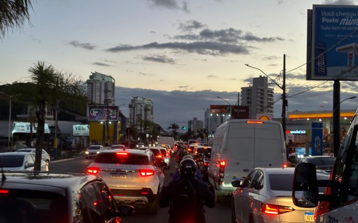 BR 101 está caótica de Piçarras a Itapema