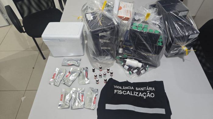Medicamentos foram apreendidos em clínicas privadas(Foto: Divulgação PMI)