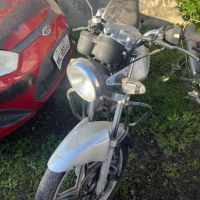 Moto Suzuki tem lance mínimo de R$ 1200 em leilão de Itajaí