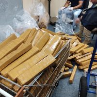 Carro clonado escondia uma tonelada de maconha em Itajaí