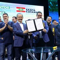 Governador autoriza compra de equipamentos que localizam pescadores perdidos em alto mar