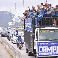 Título brasileiro do Barra tem carreata e recado pra quem “não acreditou”