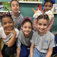 Desfile de penteados diferentões toma conta das escolas de Balneário Camboriú