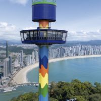 Torre a 300 metros de altura será inaugurada esta semana no parque Unipraias