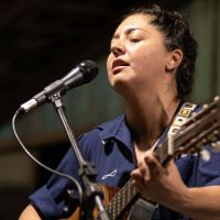 Cantora de Bombinhas faz show no Sesc Itajaí