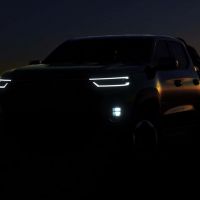 Ram revela nova Dakota, que chega ao Brasil em 2026