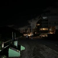 Todos os postes da Brava estão com as luzes apagadas