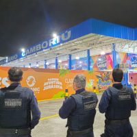 Cinco motoristas de app são multados em operação na rodoviária