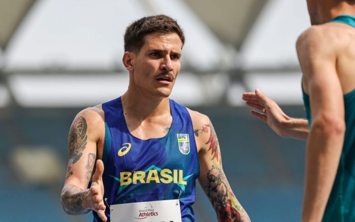 Emoção de Jean Oliveira ao ganhar sua primeira medalha no Mundial comoveu o Brasil (Foto: Divulgação)