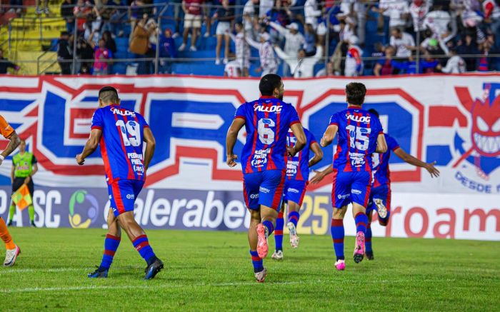 Ingressos para o torcedor do Marinheiro custam R$ 50 no setor visitante (Foto: Vica Bueno)