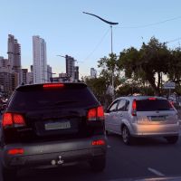 Dois acidentes na BR 101 travam o sentido norte em Penha