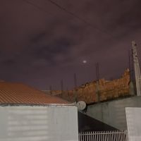 Luzes estranhas avistadas no céu de Penha causam curiosidade