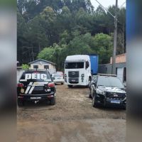 Megaoperação desarticula esquema de roubo de cargas na região