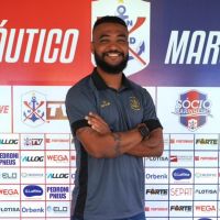 Zagueiro Sílvio anuncia aposentadoria e vira coordenador técnico do Marinheiro