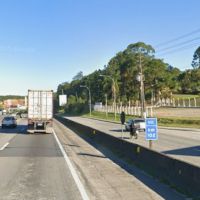 Mulher morre em acidente na BR 101 em Balneário Piçarras