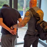 Ladrão de banco do Comando Vermelho é preso em condomínio de luxo da Brava