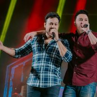 Piçarras terá show gratuito de João Bosco e Vinicius