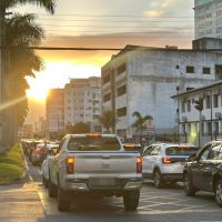 Final de tarde é tomado por longas filas na região