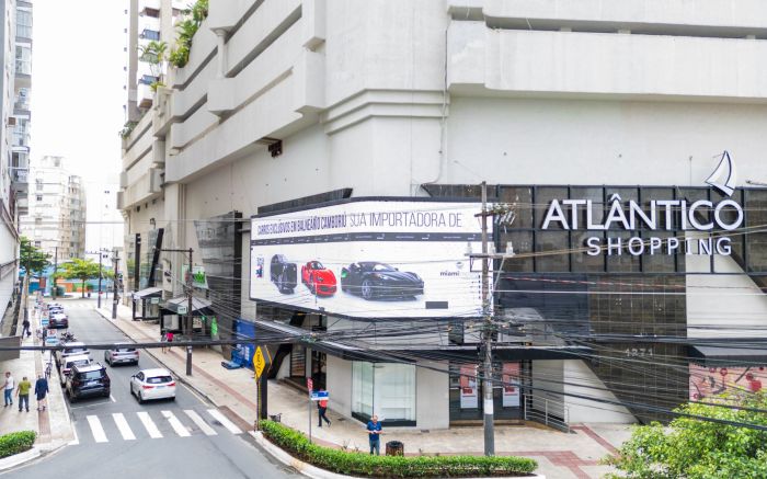 Aos sábados, das 15h às 19h, tem pintura facial temática e a presença do mascote Dino Robô (Foto: Divulgação)