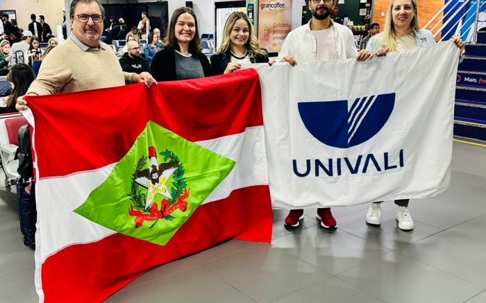 Durante o evento, a Univali também lança o livro “Enfrentar a Emergência Climática: o protagonismo dos jovens para o planeta” (Foto: Divulgação)
