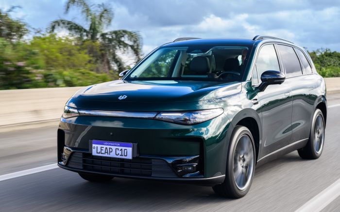 SUV chinês tem design moderno, alta tecnologia e foco em eficiência energética (Foto: Divulgação)