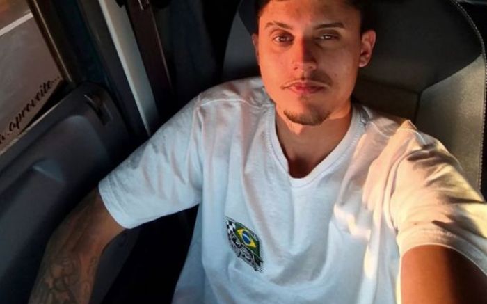 Alisther deixou um bebê de um ano e a esposa (Foto: Reprodução/Redes sociais)