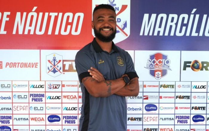 Sílvio vai atuar junto aos elencos profissional e das categorias de base (Foto: Flavio Roberto)