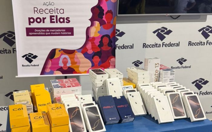 Doação aconteceu na tarde desta quinta-feira (Divulgação/Receita Federal)