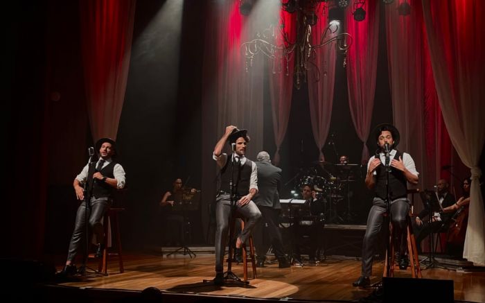 Henrique, Murilo e Paulo apresentam clássicos em várias línguas (Foto: Divulgação)