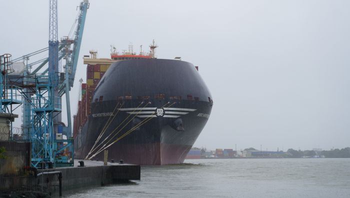 Canal de acesso foi fechado às 8h30 desta segunda-feira (Foto: João Batista)