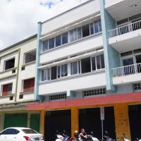 Demolições na Lauro Müller devem preservar fachadas de prediozinhos antigos