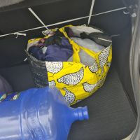 Homem é preso após furtar galão de água e roupas de passageira de aplicativo