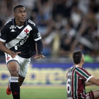 Vasco e Corinthians jogam por um empate para chegar à final