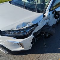 Motorista é arremessado por quatro metros após batida em rodovia estadual