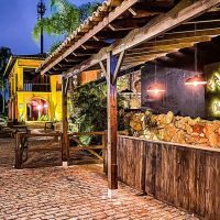 Rede nacional de churrasco abre restaurante em Itajaí