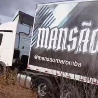 Assaltantes rendem motorista e depenam caminhão de bebidas de Toguro