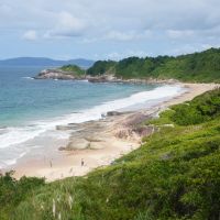 Federação reage à proibição na primeira praia de naturismo do Brasil
