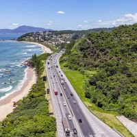 Véspera de Natal marca início dos dias mais movimentados nas rodovias do litoral