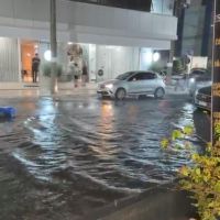 Chuva causa alagamentos em várias ruas de BC