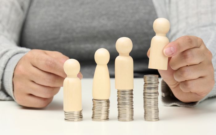 Governo revisa números e o salário mínimo de 2026 pode ficar abaixo do esperado (Foto: Envato)