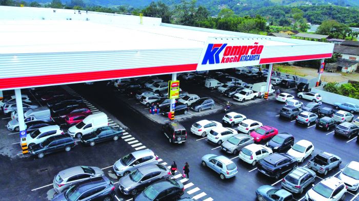 Seleção é presencial e aberta para diversas funções (Foto: Divulgação)